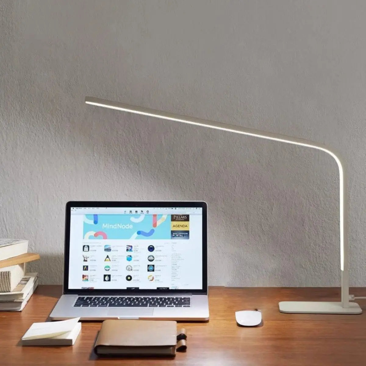 LED desk lamp with eye protection design