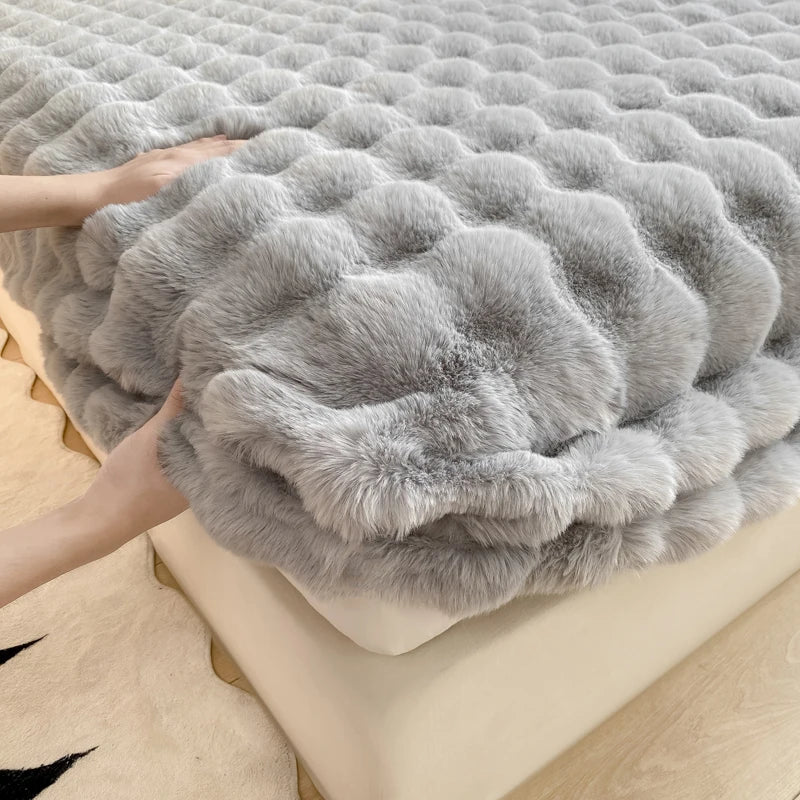 Fluffy Plush Fitted Bed Sheet for Winter