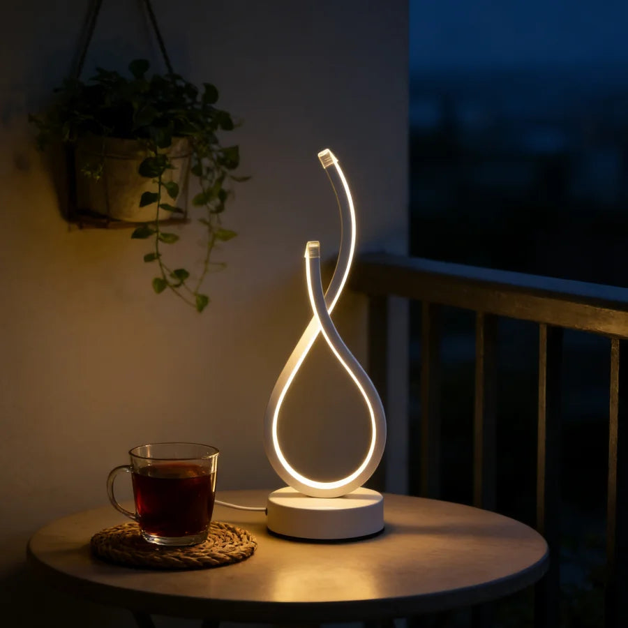 1PC Creative Modern Desktop Lamp